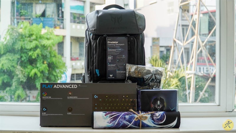 Trên tay bộ quà tặng Acer Predator Triton 500