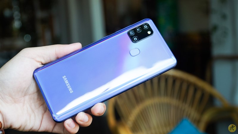 cầm nắm Galaxy A21s