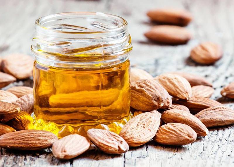 What is almond oil? Benefits of almond oil for skin