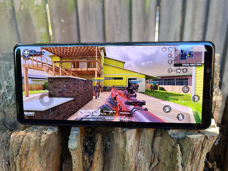 Chiến Call Of Duty trên Xperia 1 Mark II