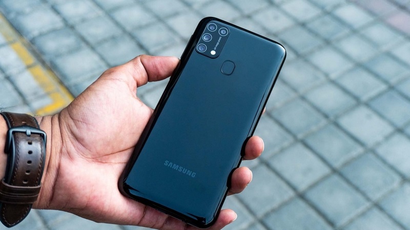 Samsung Galaxy M31s chạy Android 10, chip Exynos 9611 xuất hiện trên Geekbench, anh em vào xem điểm sức mạnh là bao nhiêu nhé Samsung Galaxy M31s chạy Android 10, chip Exynos 9611 xuất hiện trên Geekbench, anh em vào xem điểm sức mạnh là bao nhiêu nhé