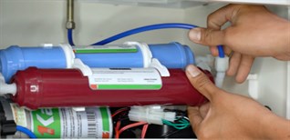 Máy lọc nước bị e khí (air khí), nguyên nhân, dấu hiệu và cách khắc phục hiệu quả tại nhà