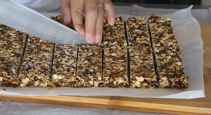 Cách làm Granola Bar đơn giản tại nhà