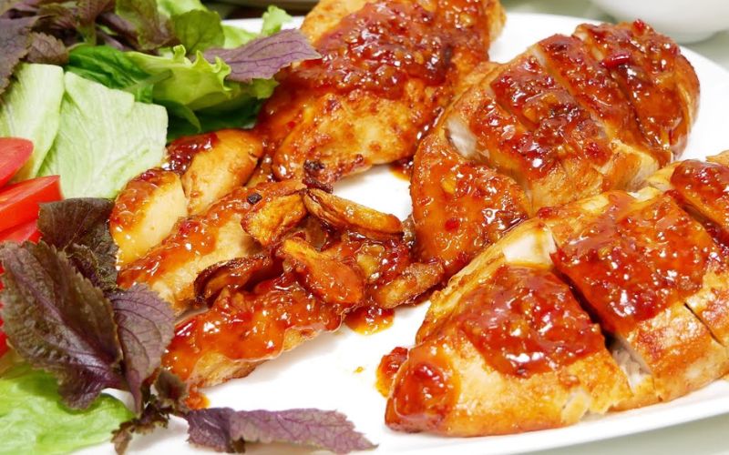 How to make pan-fried chicken breast to lose weight deliciously, eat forever and not get bored