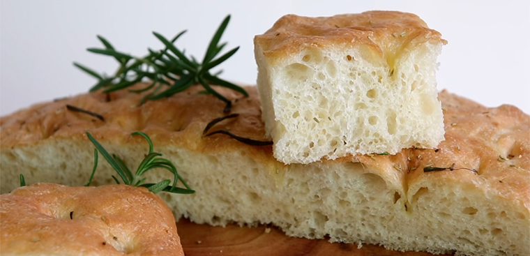 Bước 6 Thành phẩm Bánh mì Ý Focaccia hương thảo