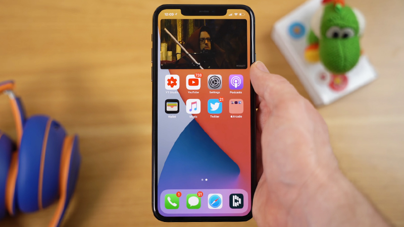 Xem video dạng cửa sổ, nghe nhạc tắt màn hình trên iPhone chưa bao giờ dễ đến thế