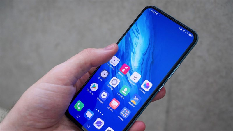 Điện thoại màn hình Full HD+