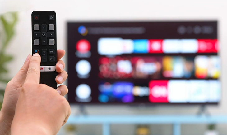 Sử dụng Google Assistant trên remote