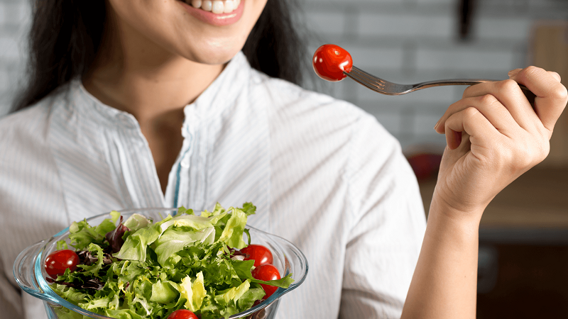 Ăn Salad trong các bữa chính