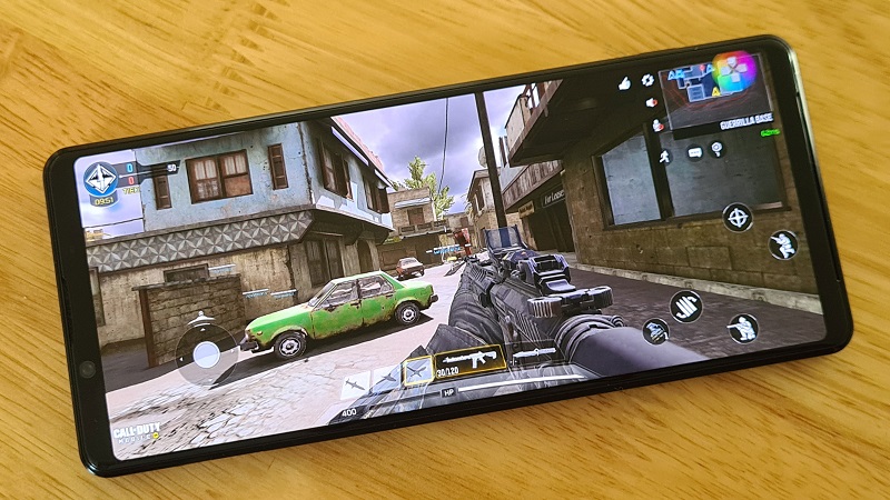 Sony Xperia 1 II được chọn làm thiết bị thi đấu chính thức của Call of Duty Mobile