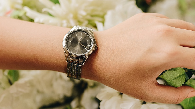 Đồng hồ Nữ Titan 2556SM03