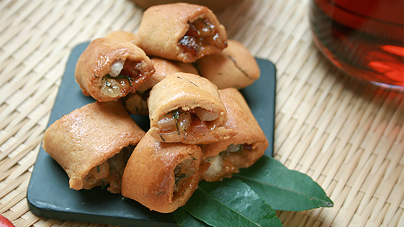 Bánh chả Hà Nội