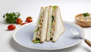 Cách làm sandwich cá ngừ nhanh chóng cho bữa sáng bận rộn