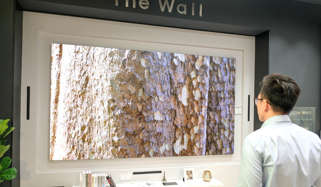 Tivi Samsung The Wall giá hơn 9 tỷ đồng về Việt Nam