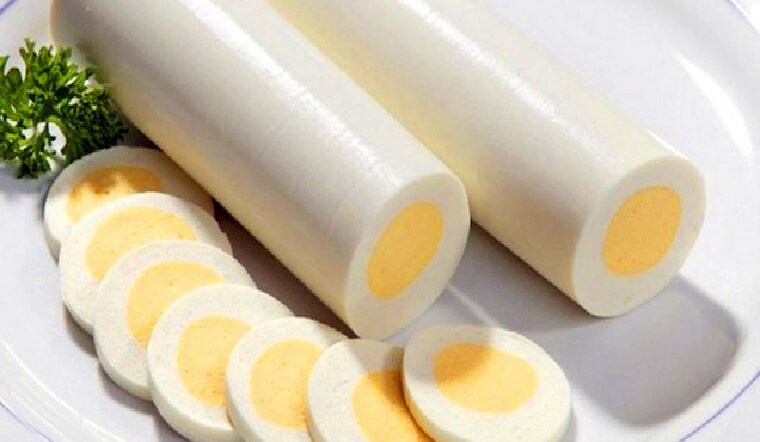 Làm món trứng luộc dài 30cm giúp bé thích thú, kích thích ăn uống hơn