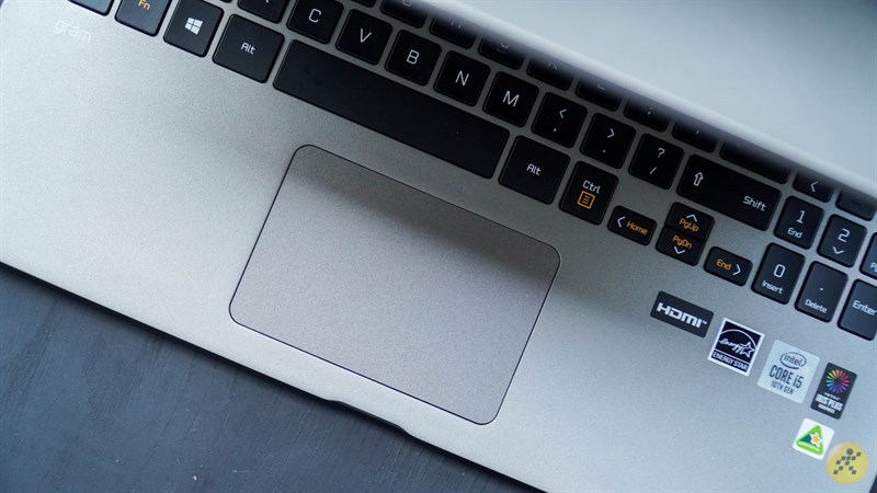 Bàn di chuột (touchpad) của LG Gram 15