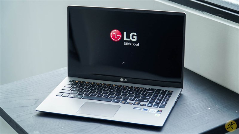 Thiết kế tổng thể laptop LG