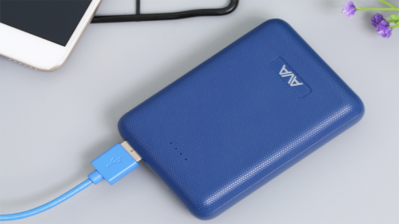 Pin sạc dự phòng Polymer 10.000 mAh AVA PA W11 Pin sạc dự phòng Polymer 10.000 mAh AVA PA W11