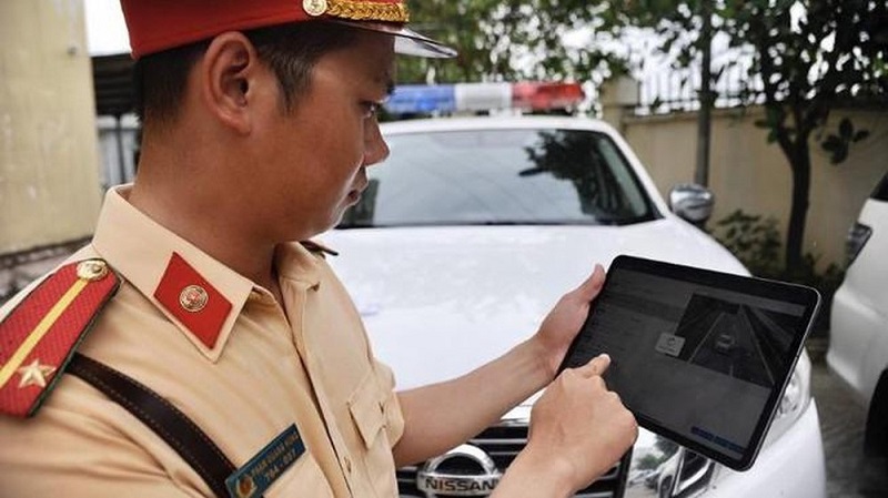CSGT được xử phạt vi phạm theo video trên mạng CSGT được xử phạt vi phạm theo video trên mạng