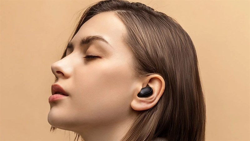 Tai nghe không dây Redmi AirDots 2 lộ giá bán chỉ hơn 250 ngàn đồng, nhưng có thể điều khiển cảm ứng, chống ồn