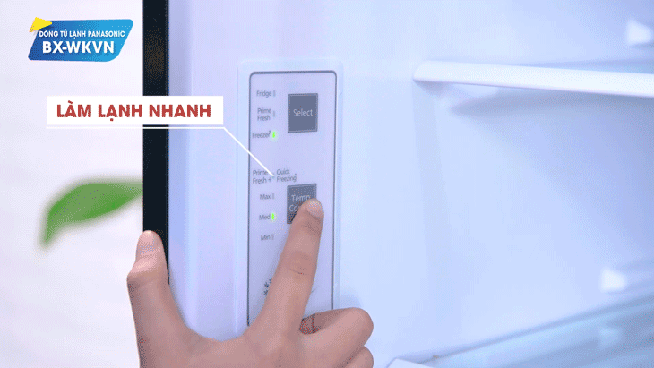 Bảng điều khiển cảm ứng bên trong tủ lạnh NR-BX410WKVN