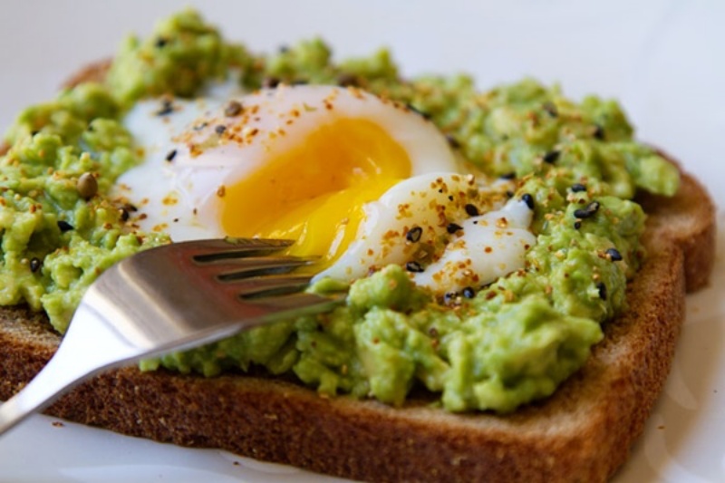 How to make an avocado sandwich that is both delicious and energetic for a long day
