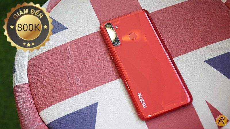 Realme khuyến mãi cuối tuần