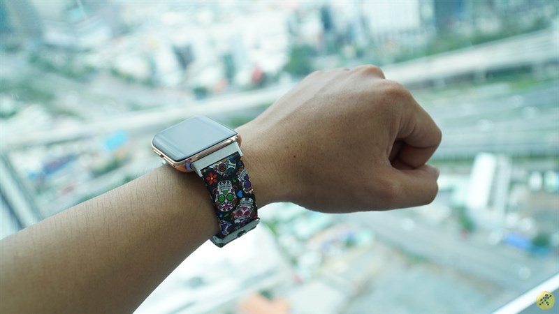 Trên tay OPPO Watch 46 mm