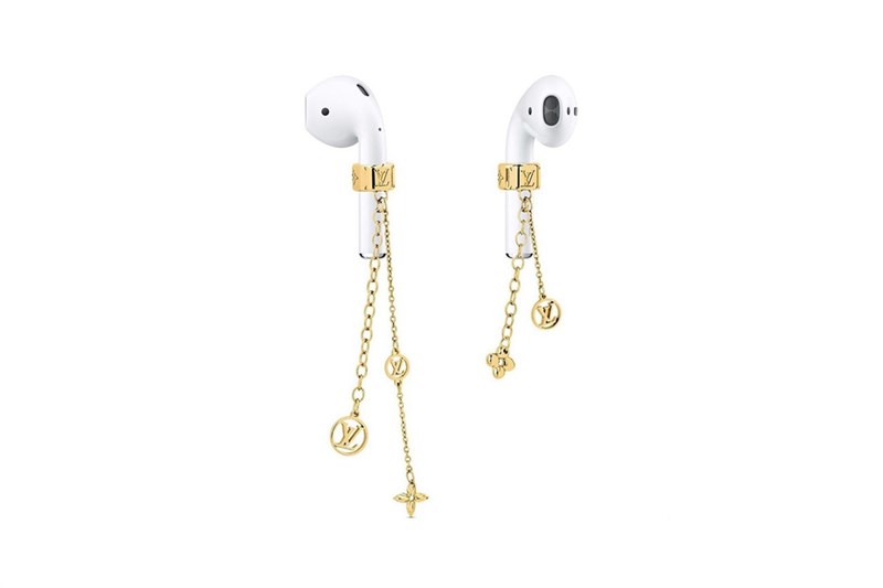 Ấn tượng với phụ kiện dành cho AirPods có giá gấp đôi cả tai nghe không dây này, hóa ra là đến từ Louis Vuitton