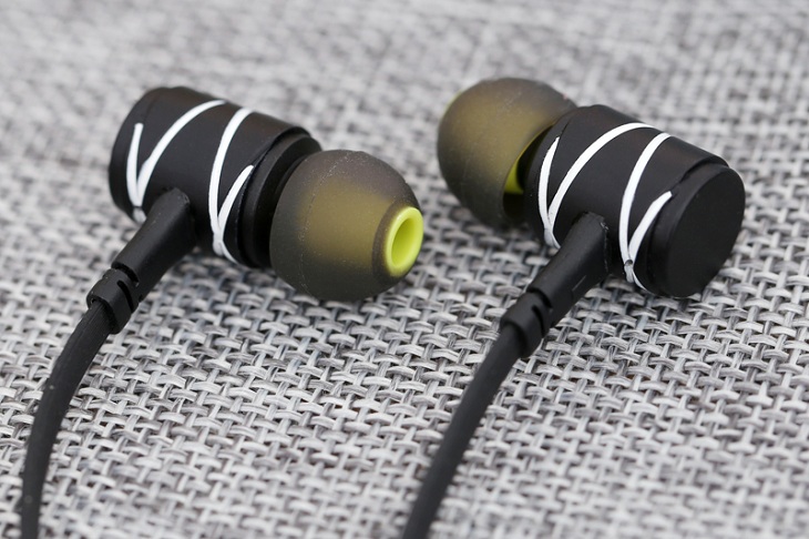 Tai nghe Awei có thiết kế nổi bật