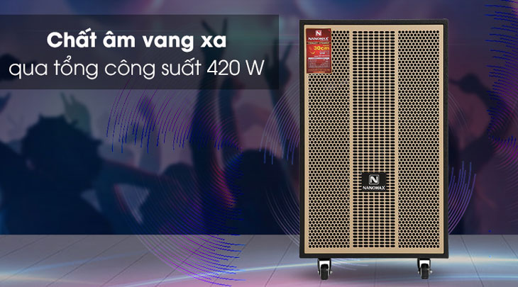 Loa kéo Karaoke Nanomax S-900 có tổng công suất 420W cho chất âm vang xa, trong trẻo