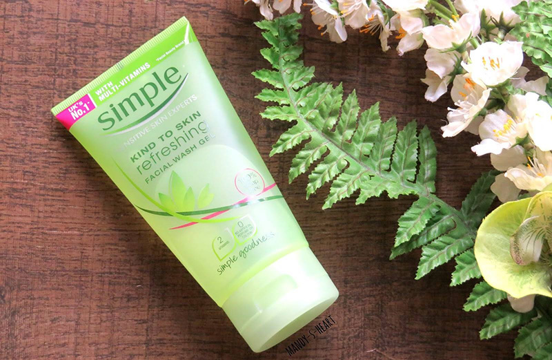 Simple Kind To Skin Refreshing Facial Wash Gel