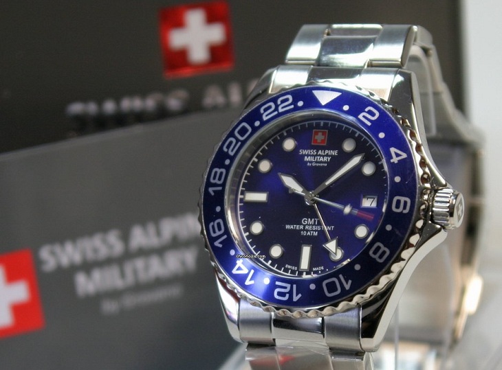 Đồng hồ Swiss Military có thiết kế sang trọng, lịch lãm
