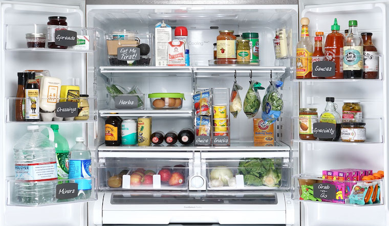 Việc sắp xếp đồ trong tủ lạnh một cách hợp lý sẽ giúp bạn rất nhiều