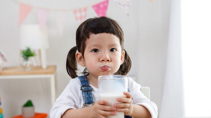 Sữa công thức là gì? Có bao nhiêu loại, cách chọn sữa công thức