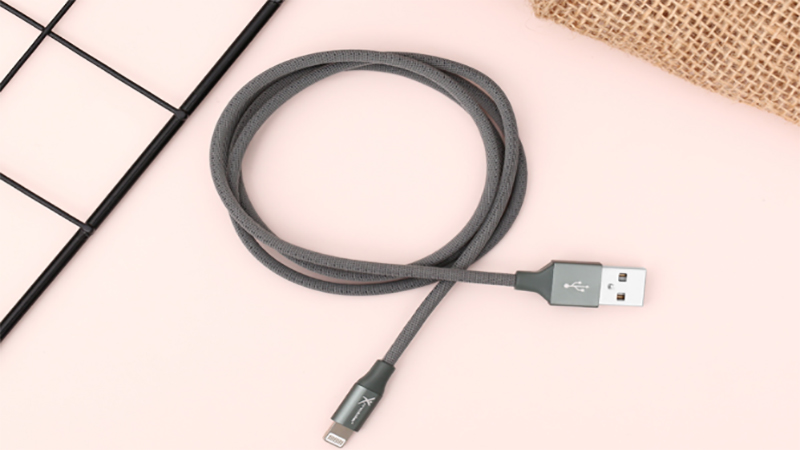 Cáp Lightning 1m Xmobile LTL-01X Xanh rêu Cáp Lightning 1m Xmobile LTL-01X Xanh rêu