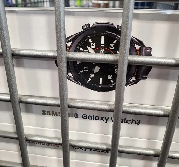Rò rỉ hình ảnh hộp đựng Galaxy Tab S7 và Galaxy Watch 3