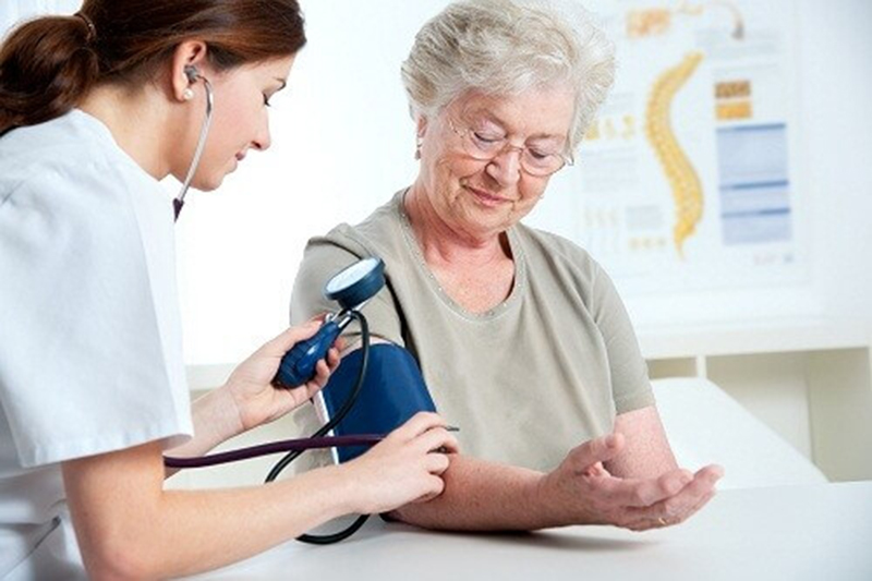 Chú ý điều trị tốt các bệnh mãn tính đang gặp phải Chú ý điều trị tốt các bệnh mãn tính đang gặp phải