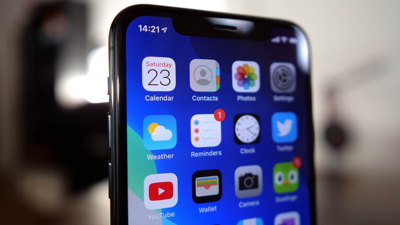 iPhone iPhone