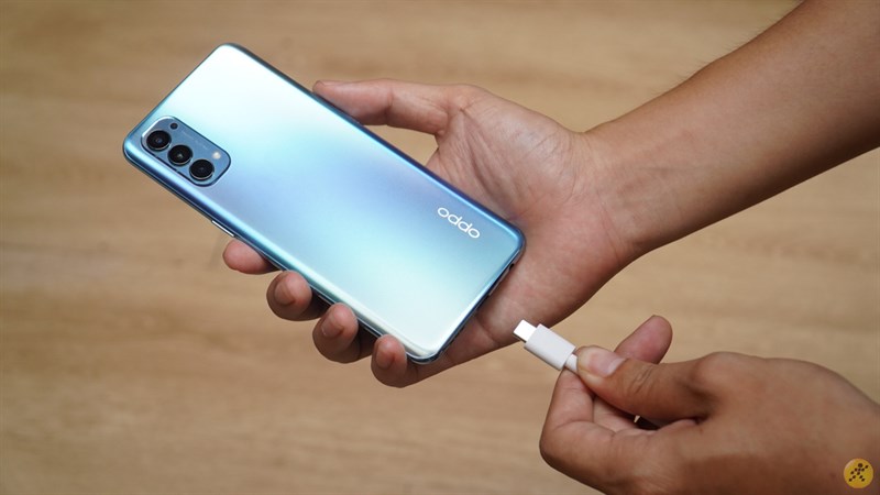 OPPO Reno4 và Reno4 Pro gây ấn tượng với gần 15.000 đơn đặt cọc trước chỉ sau 5 ngày ra mắt tại Việt Nam OPPO Reno4 và Reno4 Pro gây ấn tượng với gần 15.000 đơn đặt cọc trước chỉ sau 5 ngày ra mắt tại Việt Nam