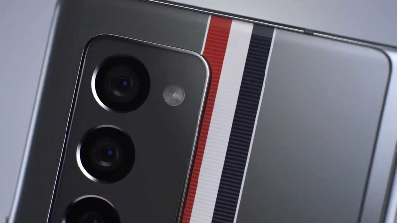Galaxy Z Fold 2 Thom Browne Edition