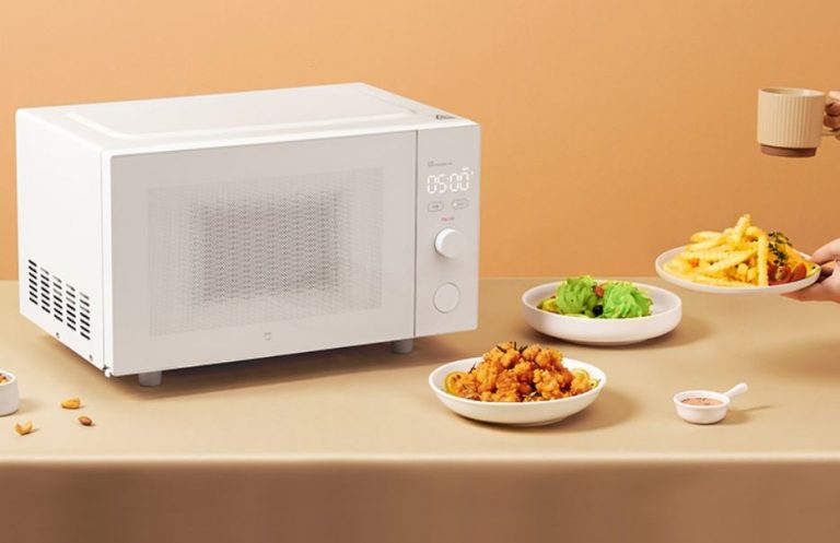 Xiaomi ra mắt Lò vi sóng thông minh đối lưu, giá 1.8 triệu