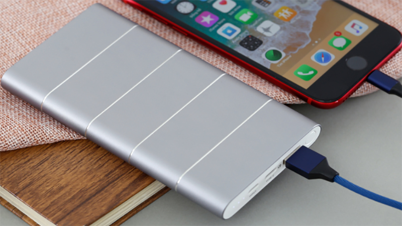 Pin sạc dự phòng Polymer 10.000 mAh QC 3.0 eValu PA F1 Air Nhôm Bạc Pin sạc dự phòng Polymer 10.000 mAh QC 3.0 eValu PA F1 Air Nhôm Bạc