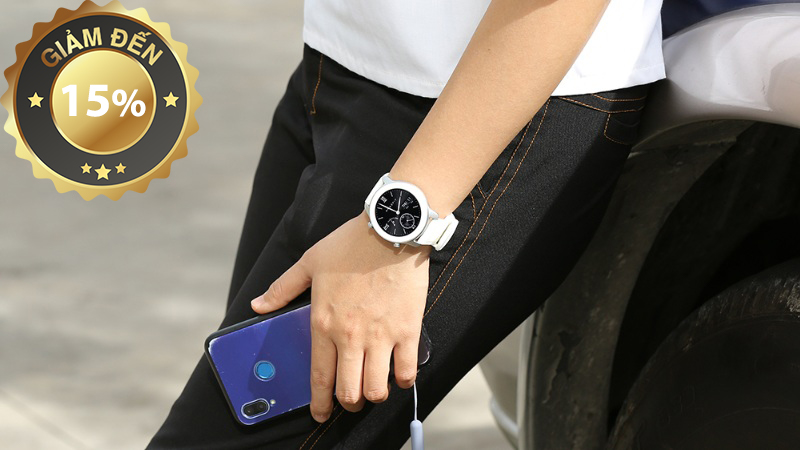 Đồng hồ thông minh Huami Amazfit GTR 42mm trắng Đồng hồ thông minh Huami Amazfit GTR 42mm trắng