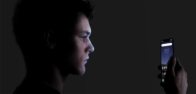 Tính năng mở khóa khuôn mặt hồng ngoại AI trên smartphone