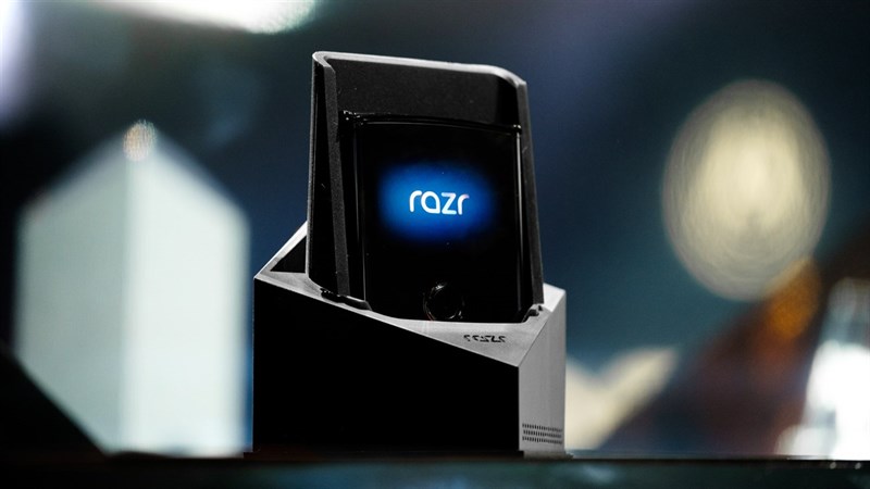 Motorola ấn định ngày ra mắt smartphone màn hình gập Motorola RAZR 5G và đó là một ngày đẹp Motorola ấn định ngày ra mắt smartphone màn hình gập Motorola RAZR 5G và đó là một ngày đẹp