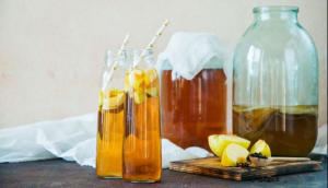 Kombucha là gì? Những lợi ích của trà kombucha và lưu ý cần tránh