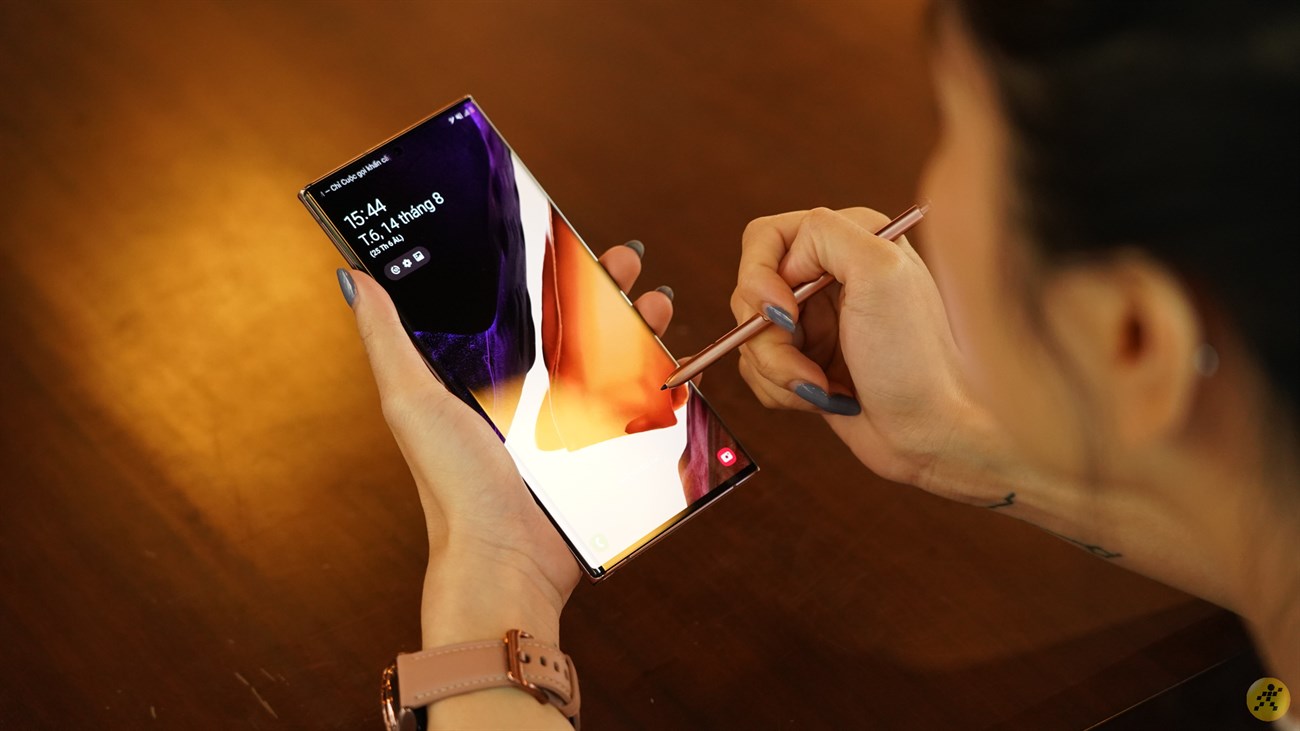 Samsung Galaxy Note20 Ultra sở hữu cảm biến vân tay dưới màn hình