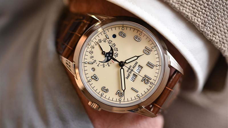 Thiết kế của đồng hồ Perpetual Calender Thiết kế của đồng hồ Perpetual Calender