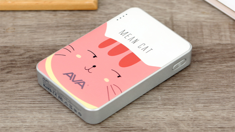 Pin sạc dự phòng 7500 mAh AVA Cat 3S Cam Trắng Pin sạc dự phòng 7500 mAh AVA Cat 3S Cam Trắng
